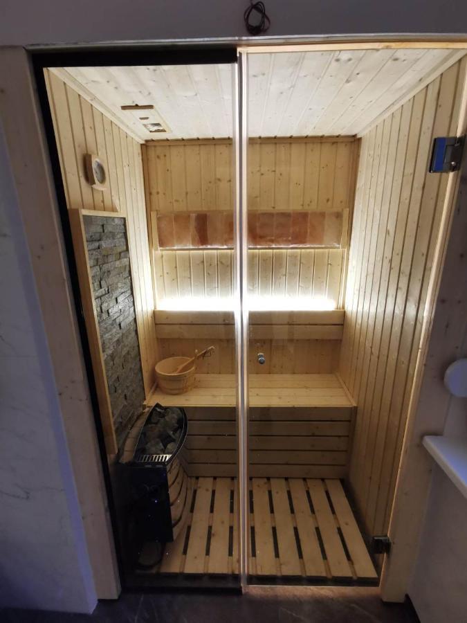 Princ Lux Spa With Free Parking Novi Sad Eksteriør billede